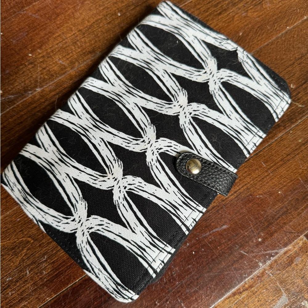 Thirty One Clutch + Strap